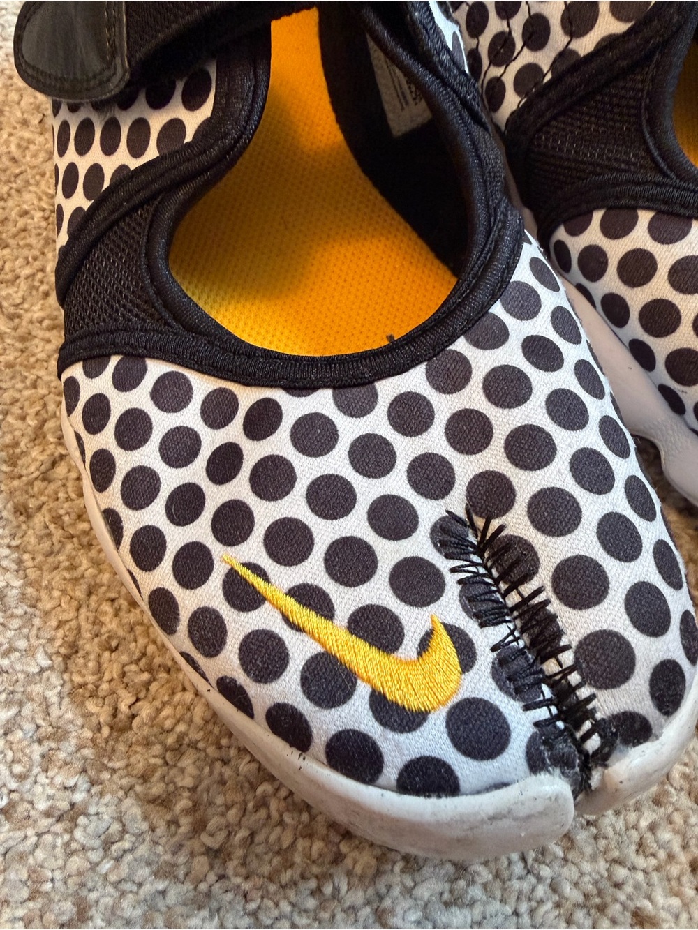 Nike Air Rift Tabi Black & White Polka Dot Athletic Shoes - Picture 5 of 5